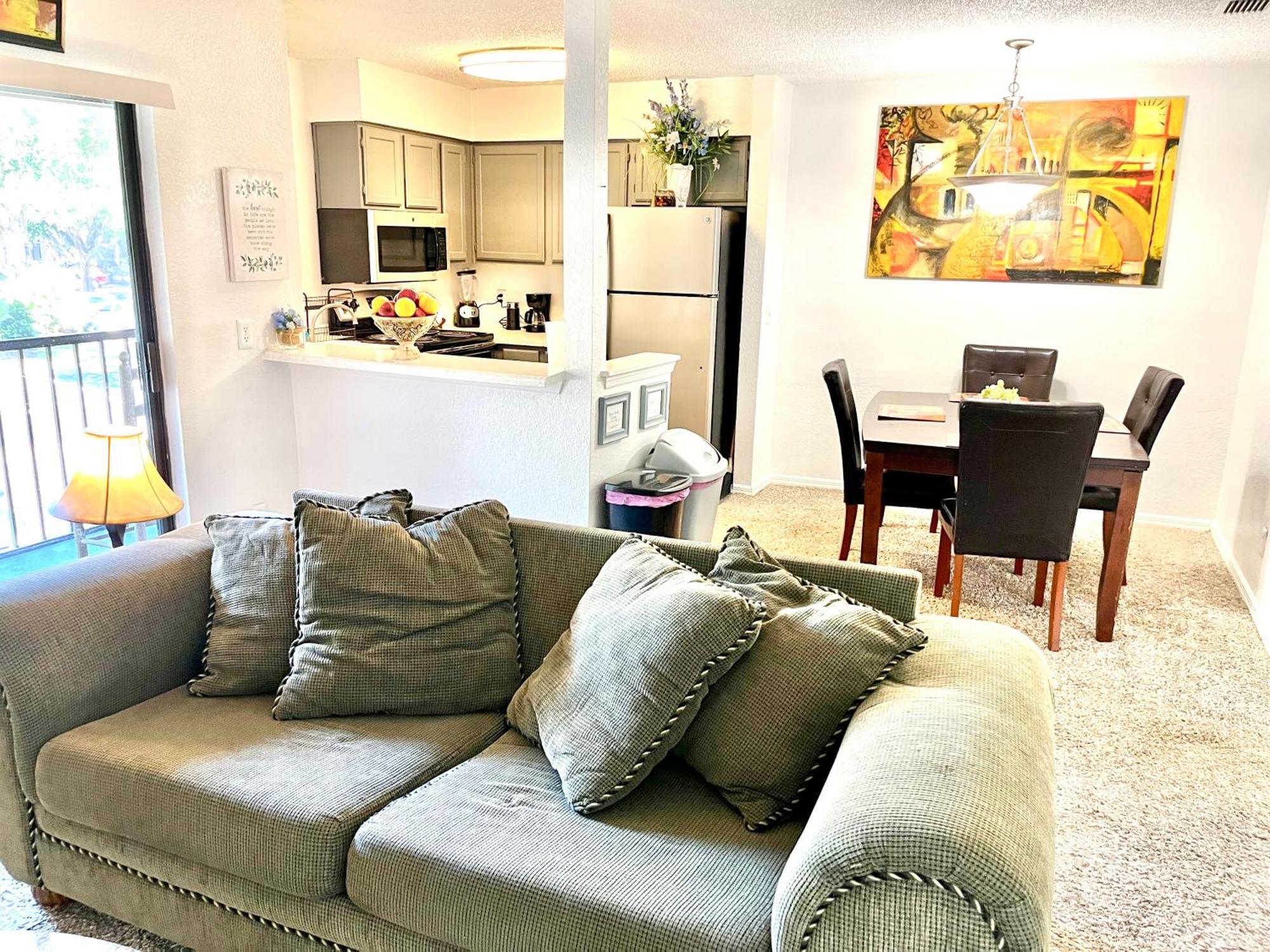 פורט אורנג' Daytona 2 Bed Apartment 10 Minutes To Beach With Balcony מראה חיצוני תמונה