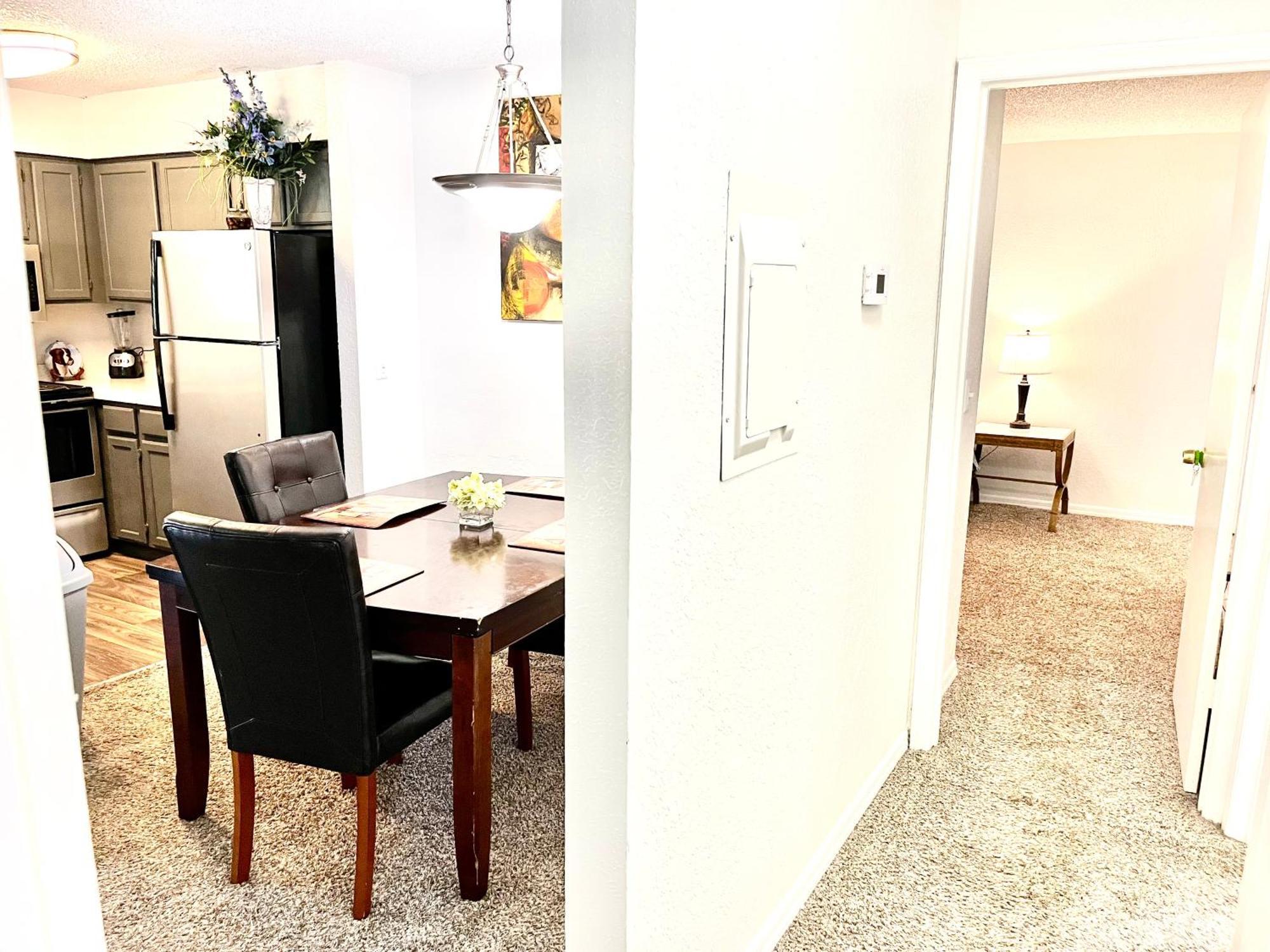 פורט אורנג' Daytona 2 Bed Apartment 10 Minutes To Beach With Balcony מראה חיצוני תמונה