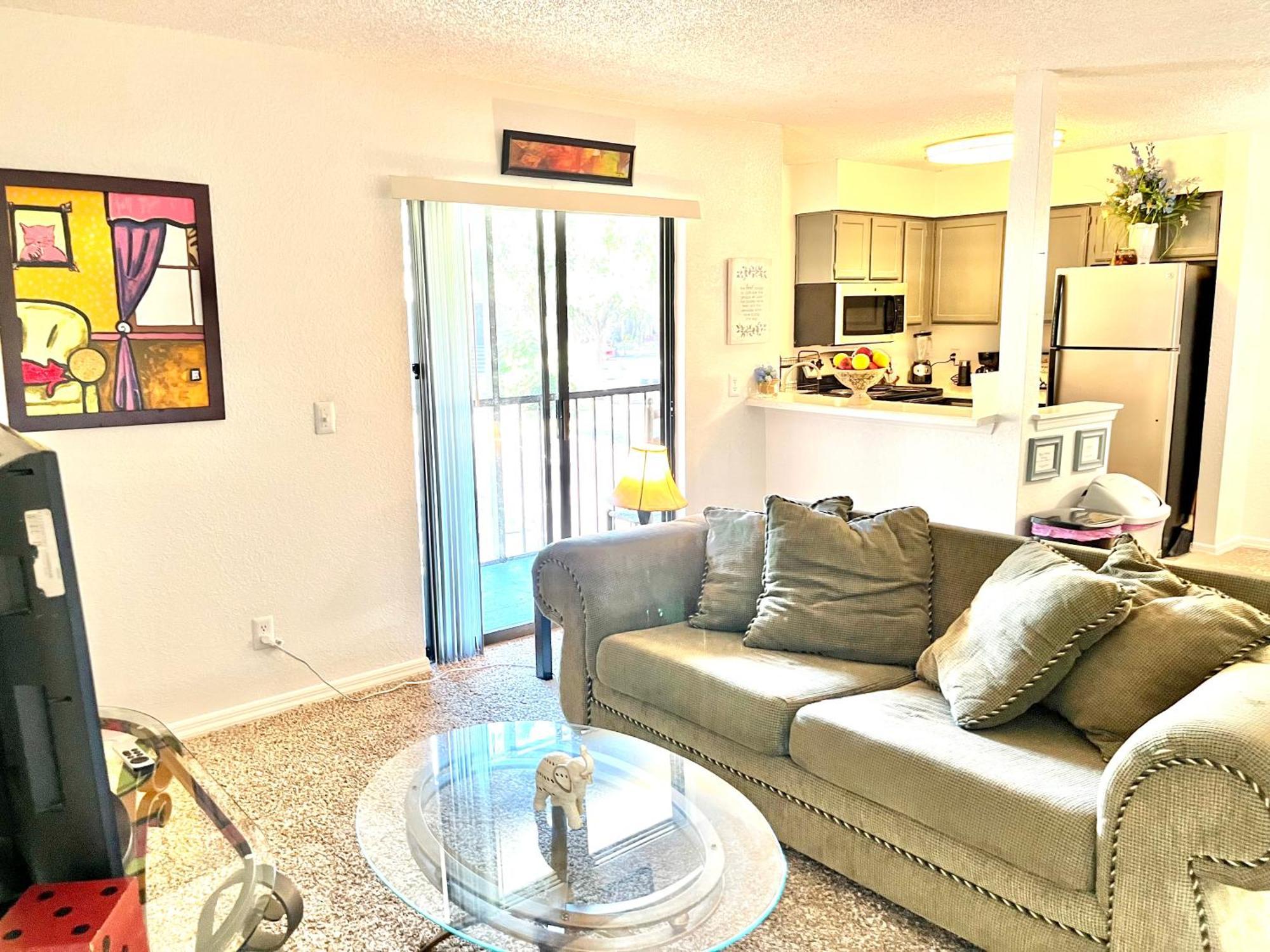 פורט אורנג' Daytona 2 Bed Apartment 10 Minutes To Beach With Balcony מראה חיצוני תמונה