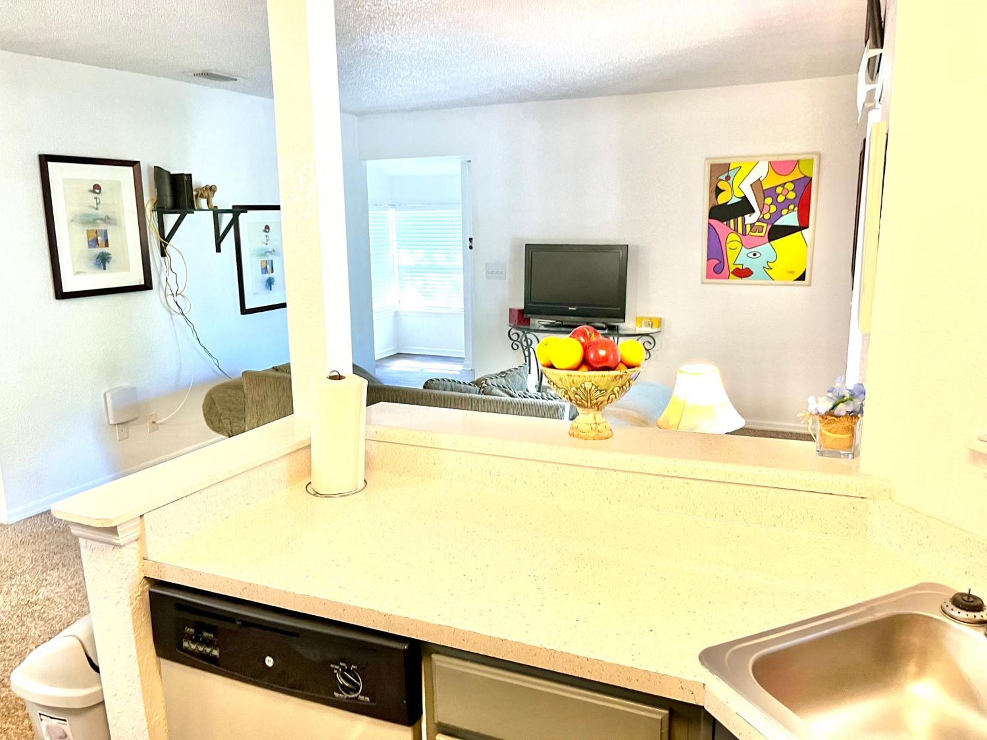 פורט אורנג' Daytona 2 Bed Apartment 10 Minutes To Beach With Balcony מראה חיצוני תמונה