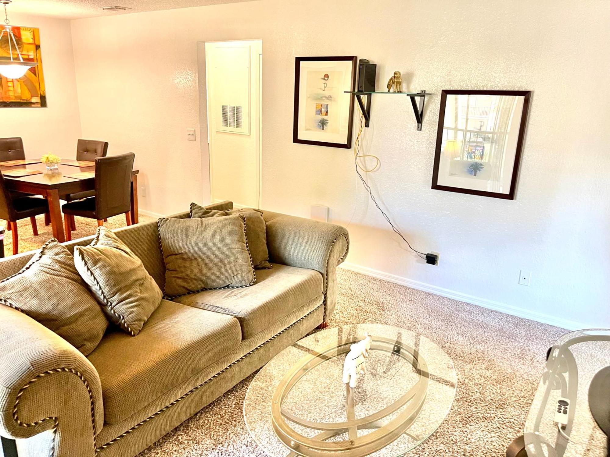 פורט אורנג' Daytona 2 Bed Apartment 10 Minutes To Beach With Balcony מראה חיצוני תמונה
