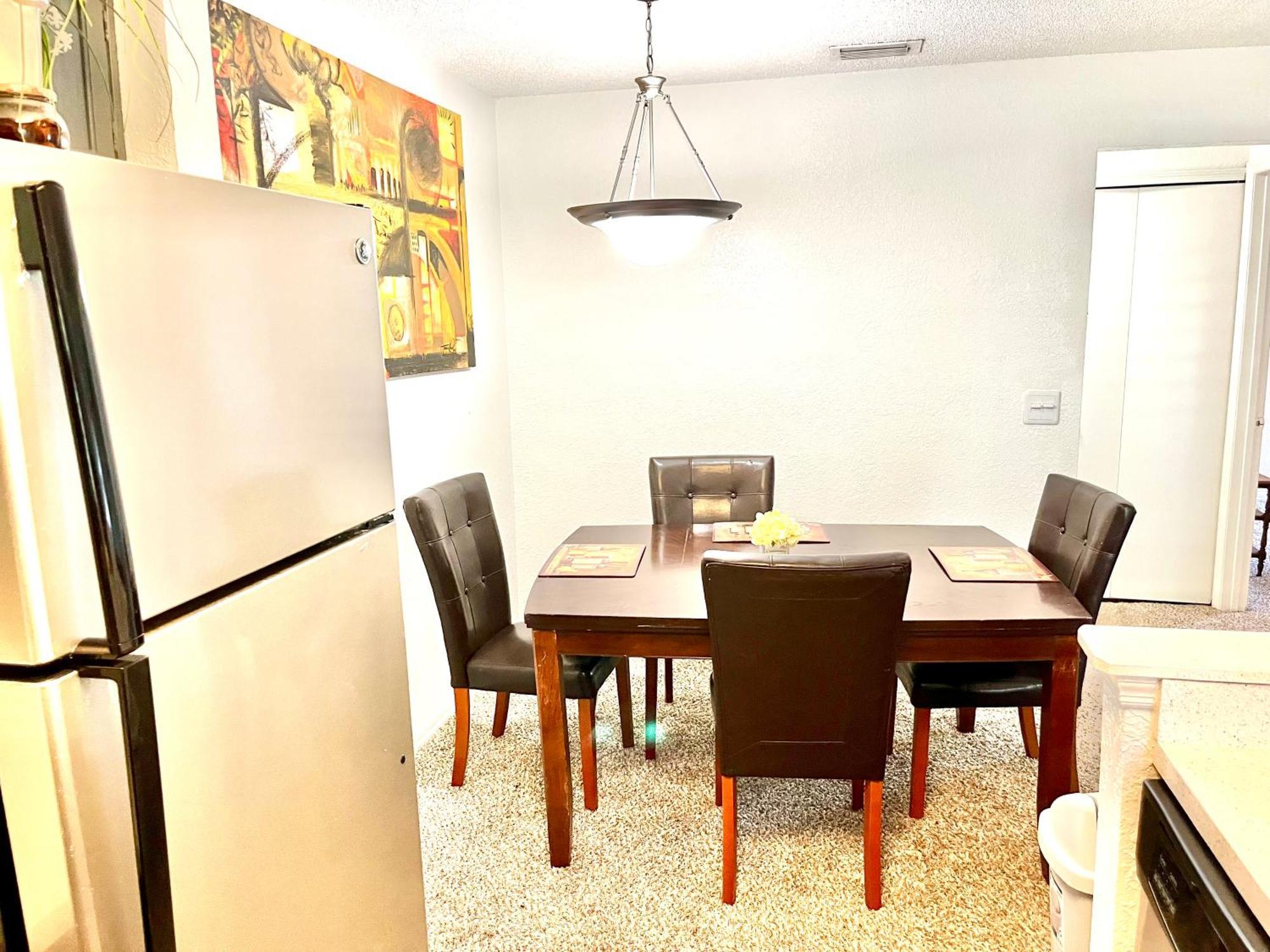 פורט אורנג' Daytona 2 Bed Apartment 10 Minutes To Beach With Balcony מראה חיצוני תמונה