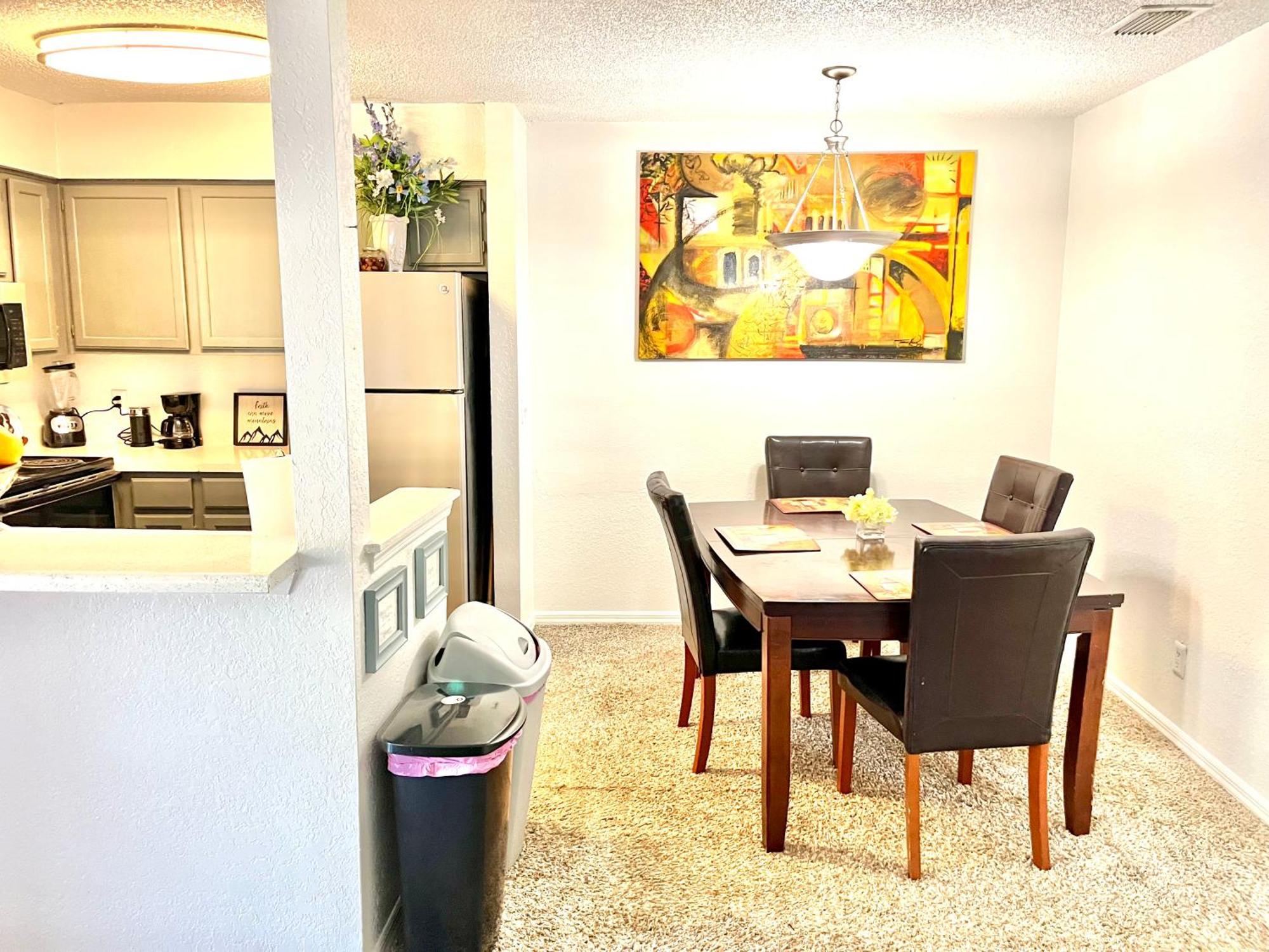 פורט אורנג' Daytona 2 Bed Apartment 10 Minutes To Beach With Balcony מראה חיצוני תמונה